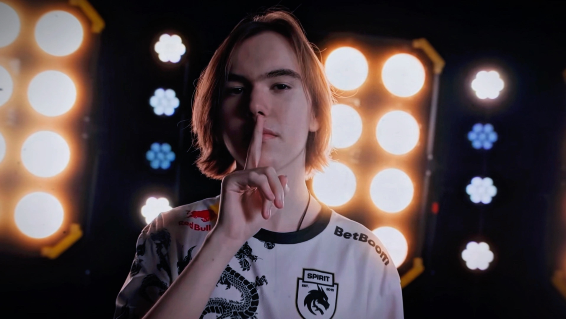 【赛后战报】运营压制，JDG稳健运营2：0轻松战胜LGD