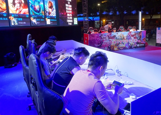 国外消息人士爆料：下赛季Jensen或将不参加2025LCS