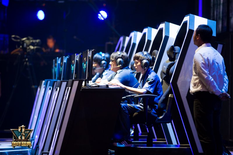 EPL S20 小组赛：差一口气！LVG 1-2不敌Heroic